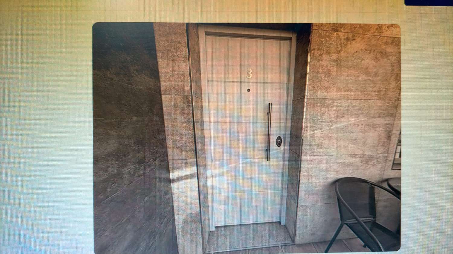 LOUÉ DU 1.9.26 AU 31.5.27 STUDIO À LA CARIHUELA (TORREMOLINOS)