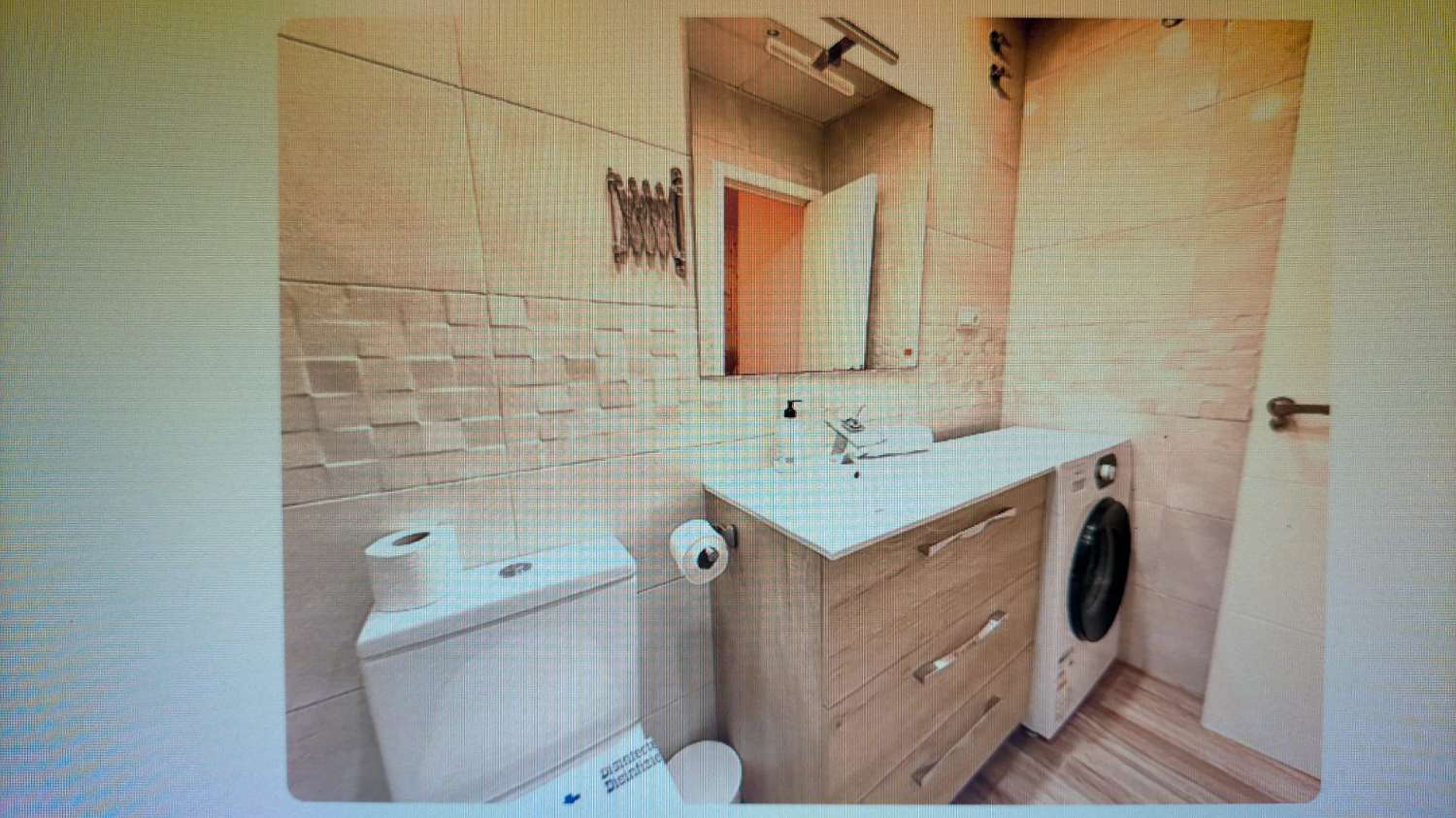 LOUÉ DU 1.9.26 AU 31.5.27 STUDIO À LA CARIHUELA (TORREMOLINOS)