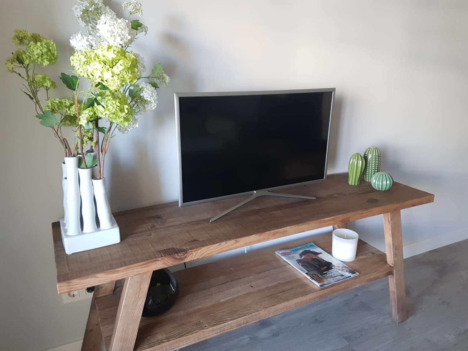 À LOUER DU 01.10.26 AU 15.6.27 MAGNIFIQUE APPARTEMENT EN FACE DE LA PLAGE À LOS ALAMOS (TORREMOLINOS)