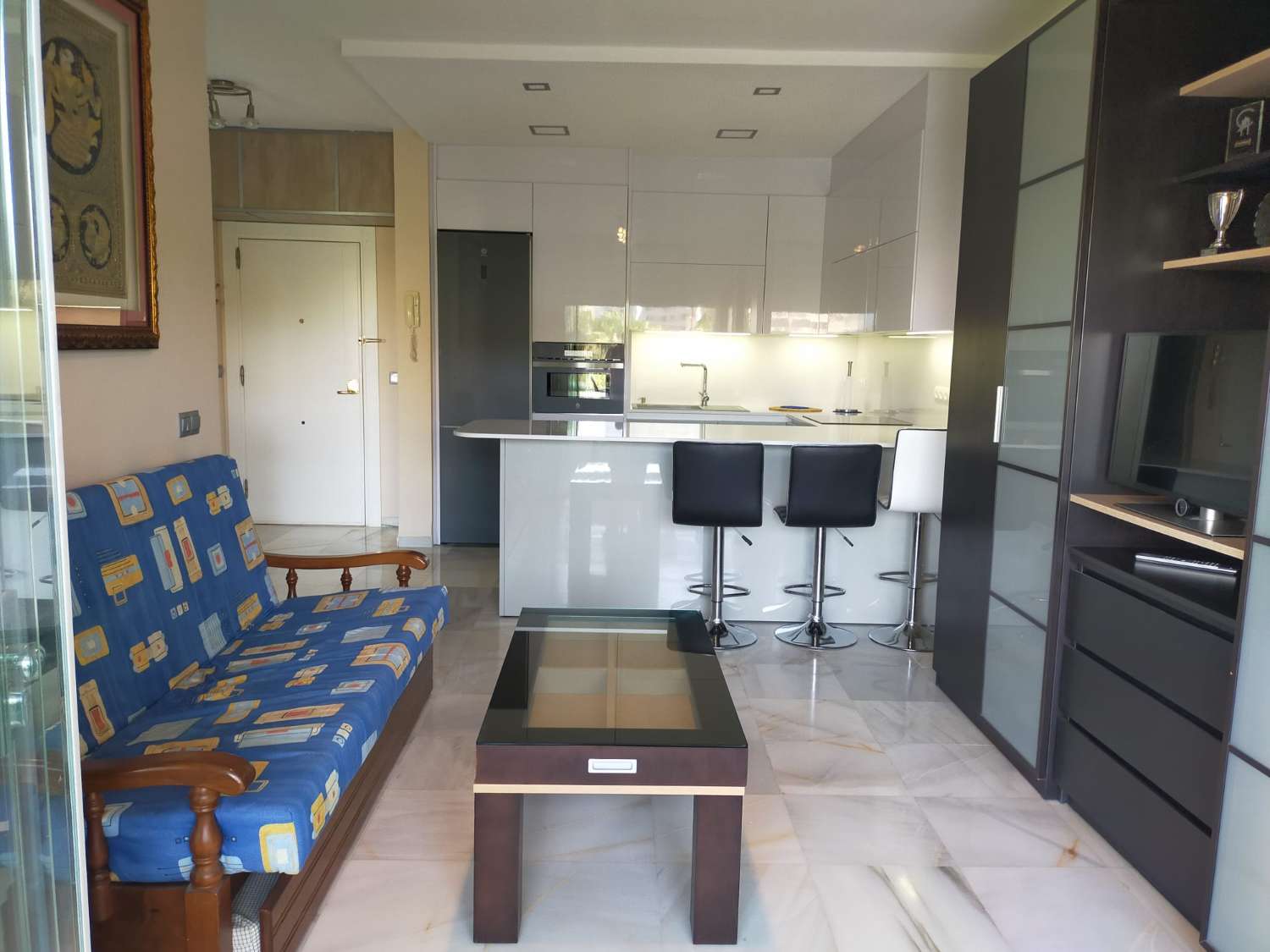 À LOUER DU 09/01/2026 AU 30/6/27 APPARTEMENT SYMPA PRÈS DE LA PLAGE À PLAYAMAR (TORREMOLINOS)