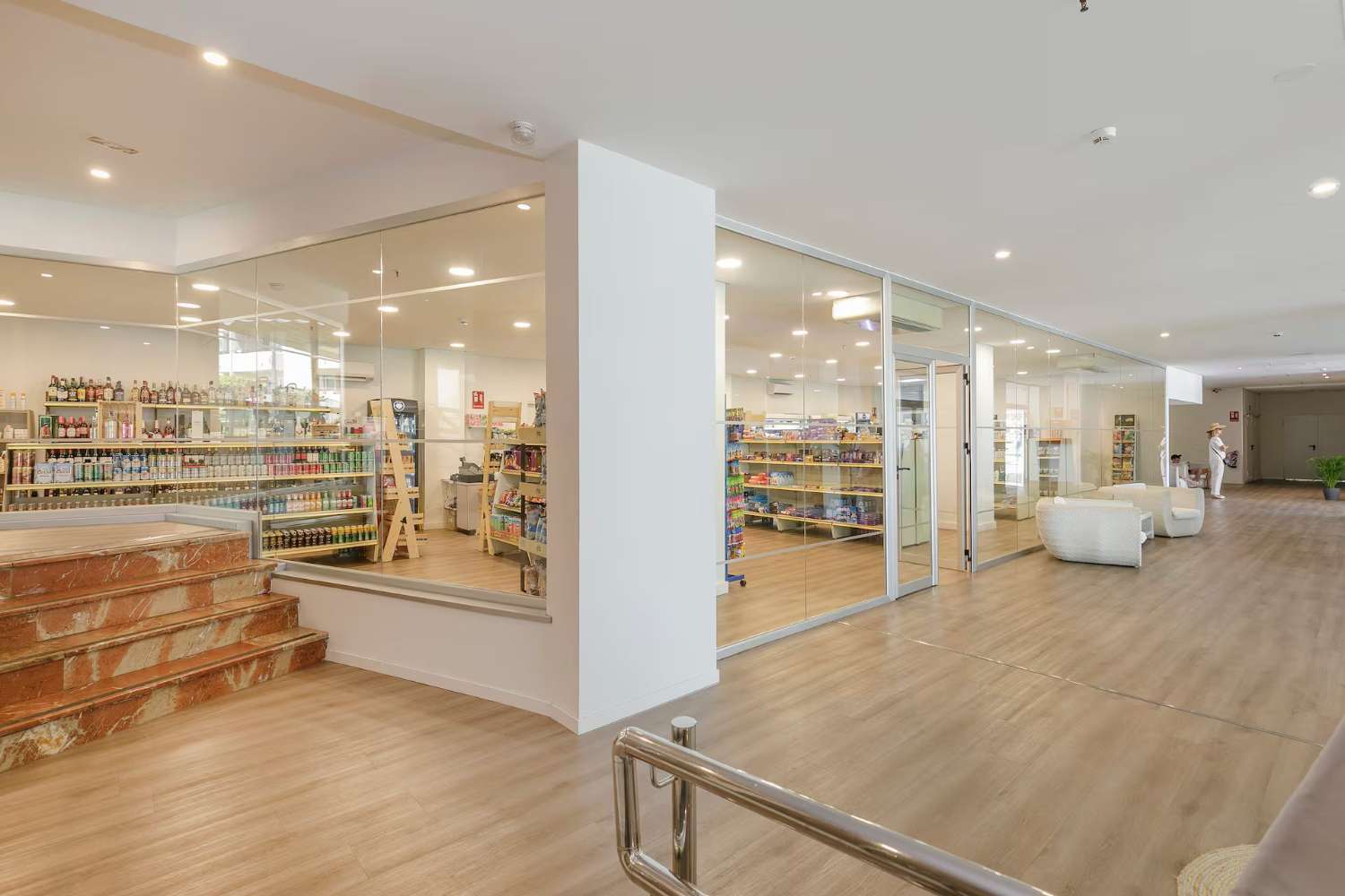 À LOUER DU 1.10.26 AU 30.6.27 STUDIO AGRÉABLE AVEC VUE SUR LA MER À TORREMOLINOS, À CÔTÉ DE PUERTO MARINA