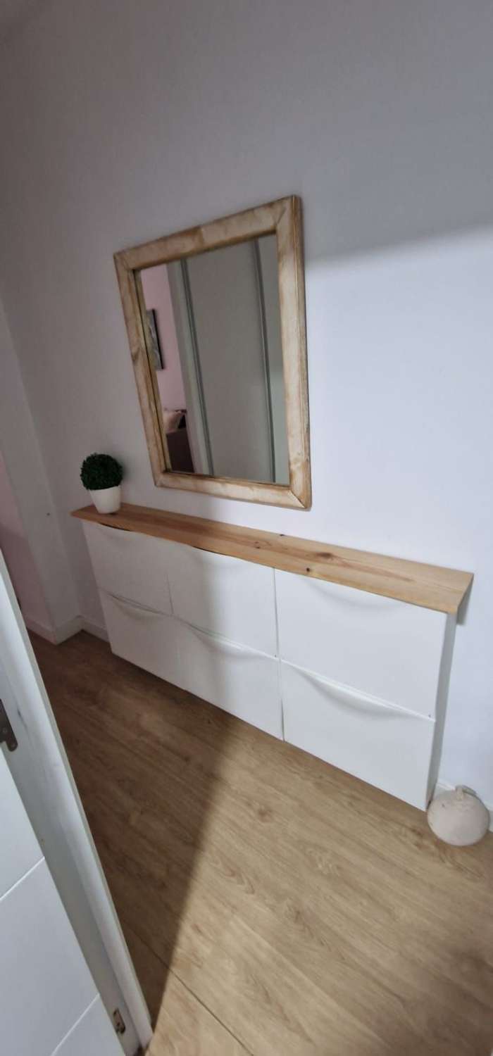 À LOUER DU 1/09/2026 AU 30/06/2027 BEL APPARTEMENT RÉNOVÉ À TORREMOLINOS