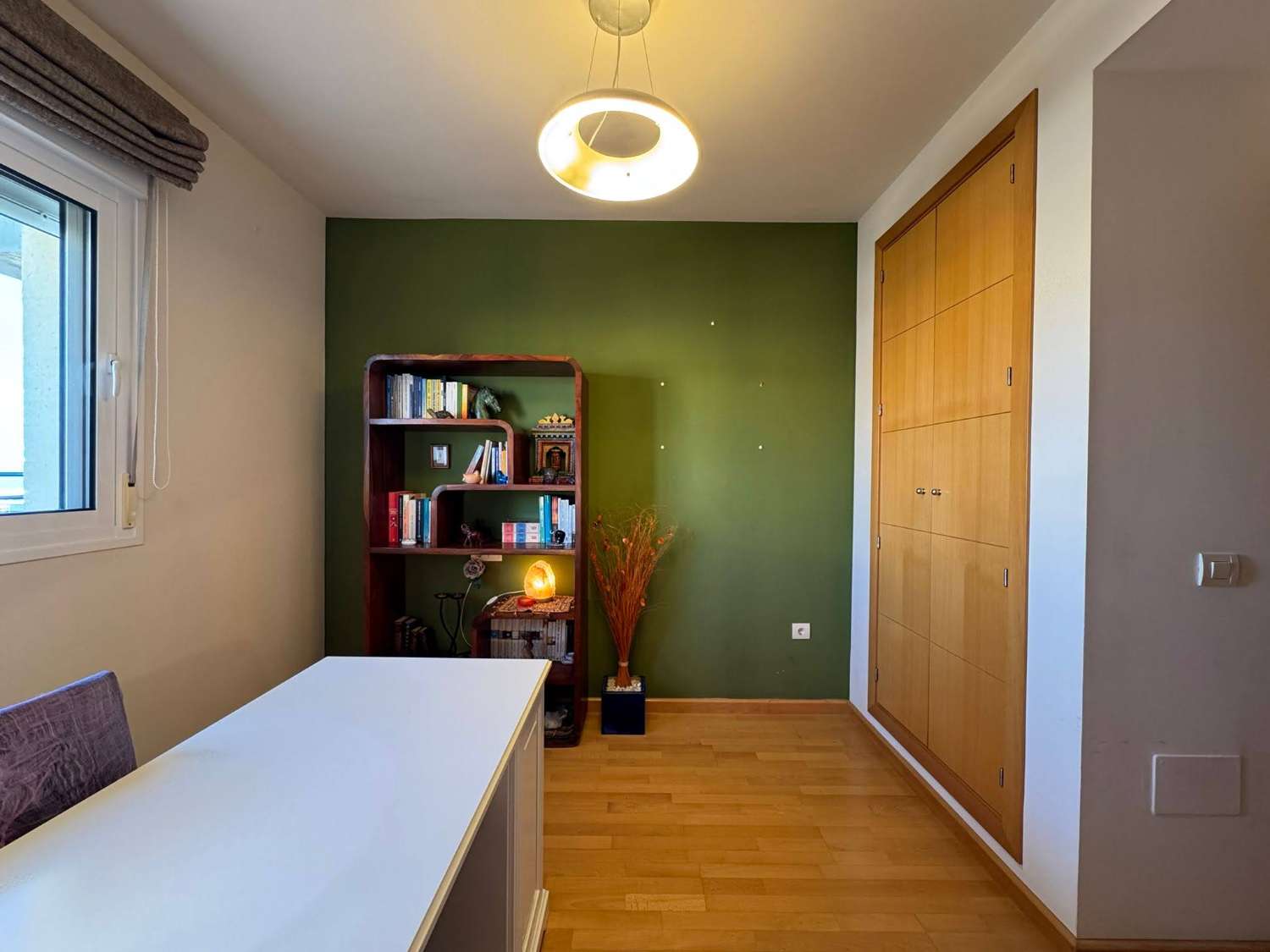 Magnifik duplex-penthouse till salu med fantastisk havs- och bergsutsikt i Torremolinos