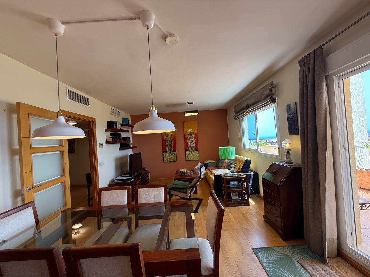 Magnifik duplex-penthouse till salu med fantastisk havs- och bergsutsikt i Torremolinos