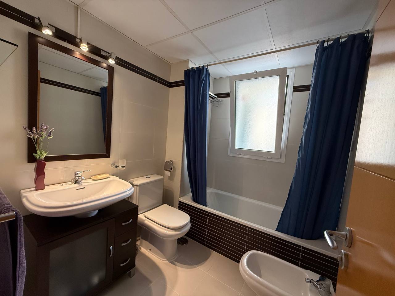 Magnifik duplex-penthouse till salu med fantastisk havs- och bergsutsikt i Torremolinos