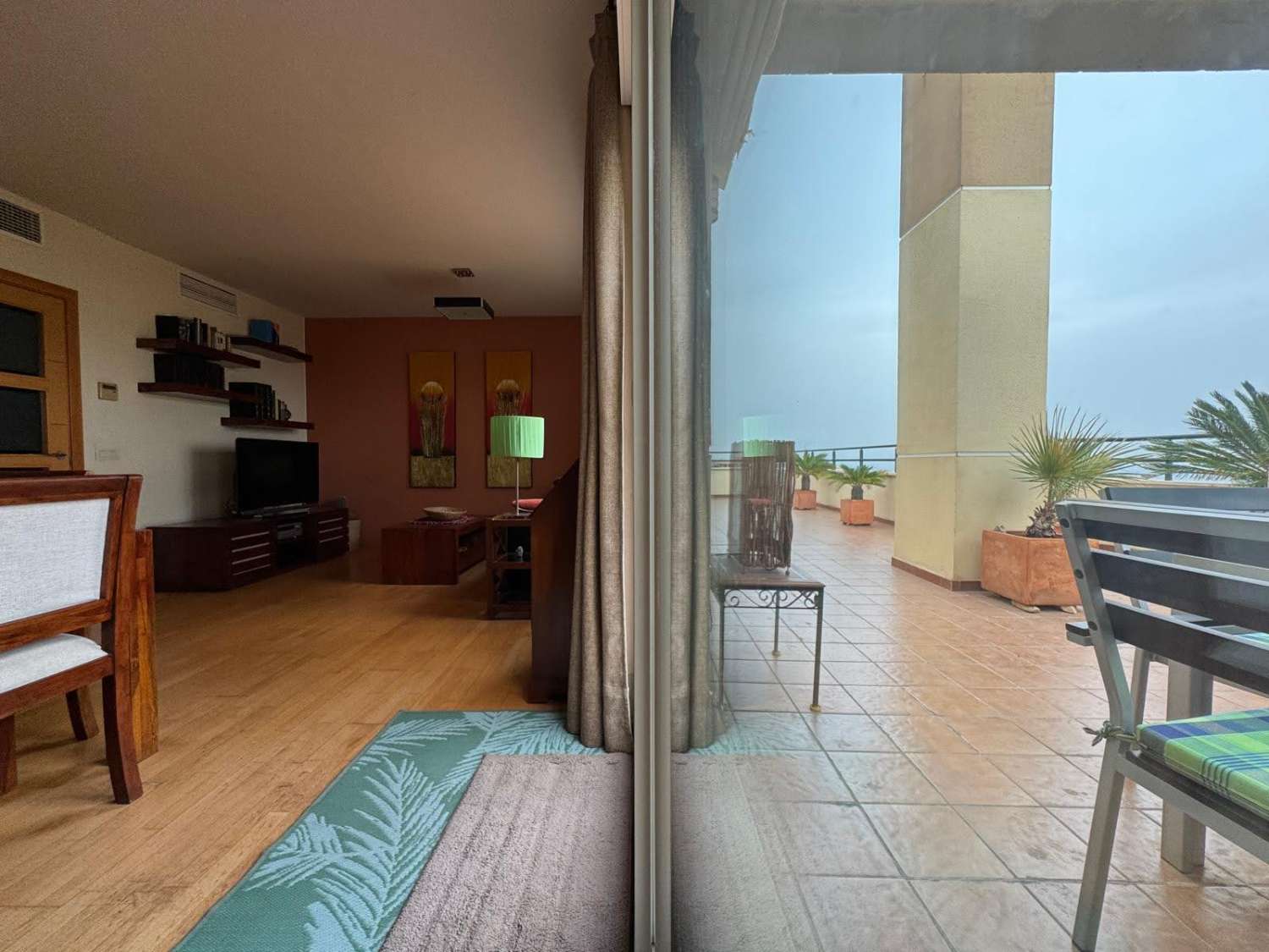Magnifik duplex-penthouse till salu med fantastisk havs- och bergsutsikt i Torremolinos