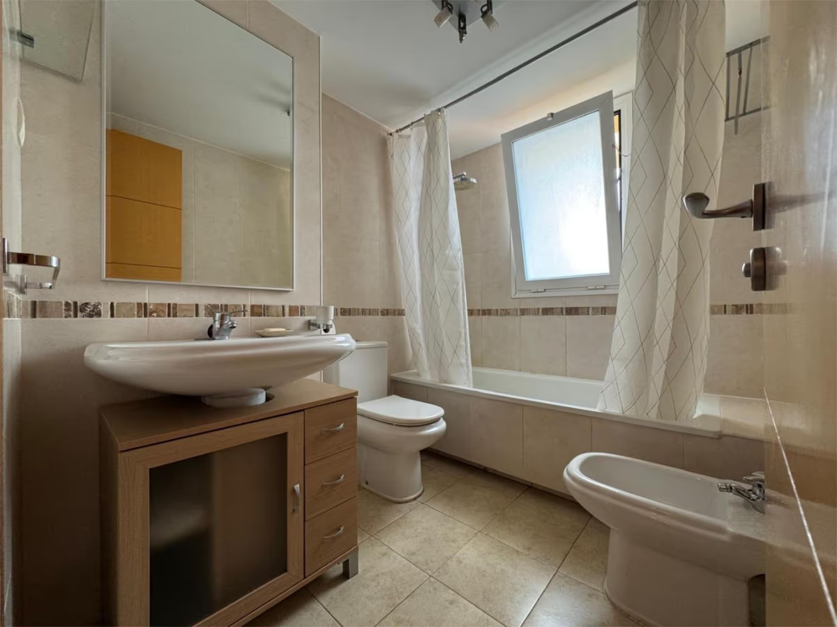 Magnifik duplex-penthouse till salu med fantastisk havs- och bergsutsikt i Torremolinos