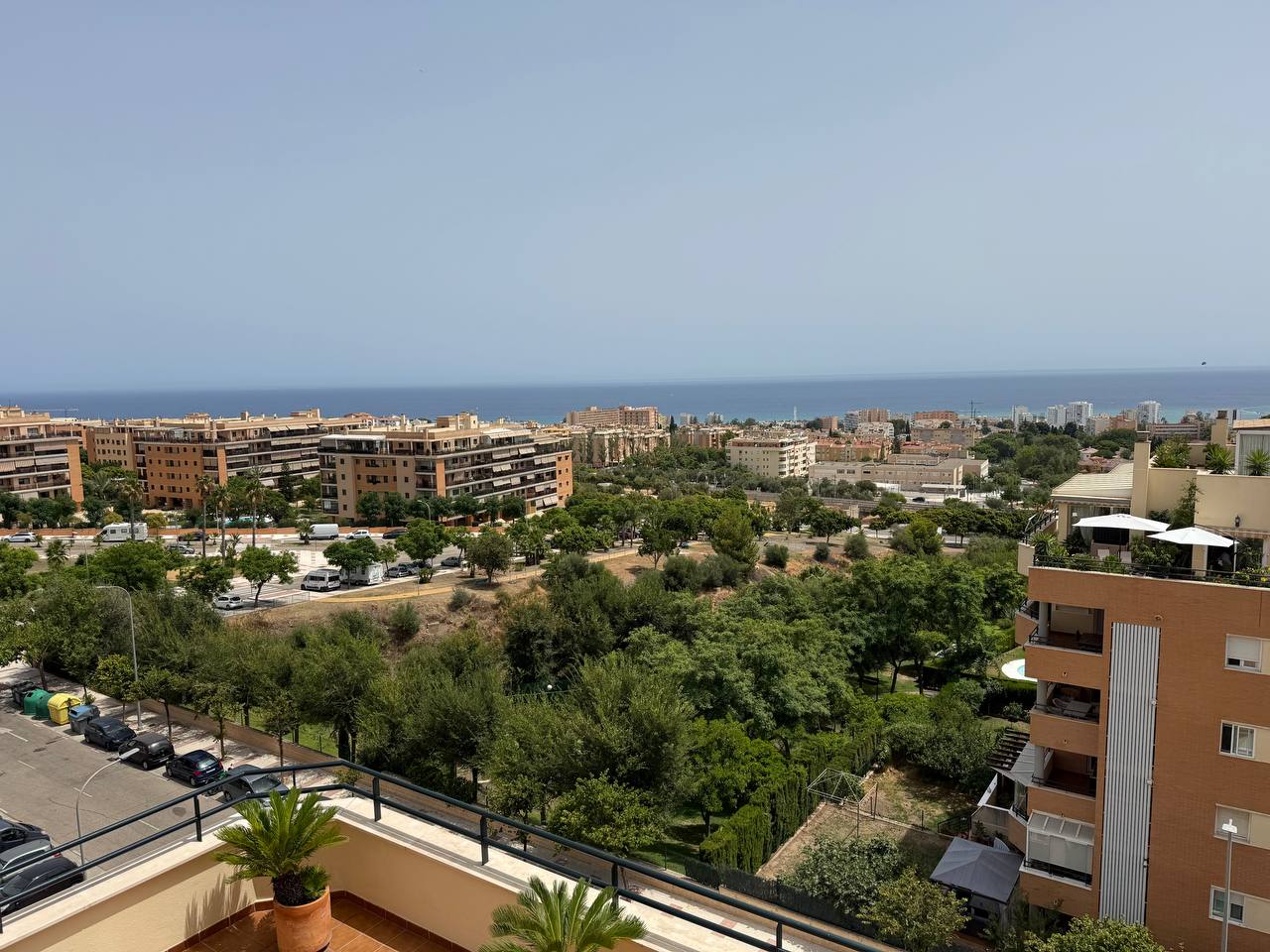 Magnifik duplex-penthouse till salu med fantastisk havs- och bergsutsikt i Torremolinos