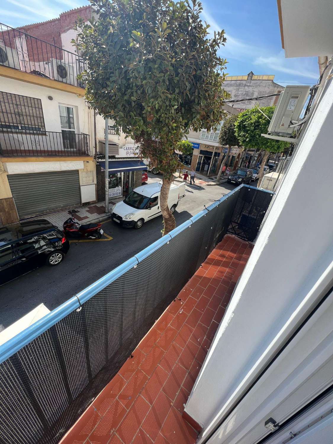 APPARTEMENT À LOUER JUSQU’AU 30/06/26 ET DU 01/09/2026 AU 30/06/2027 APPARTEMENT SYMPA À TORREMOLINOS CENTER