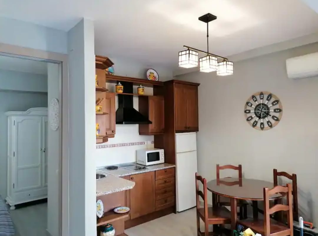 FOR RENT FROM 1.10,26-30.6.27 NICE APARTMENT IN LA CARIHUELA (TORREMOLINOS)