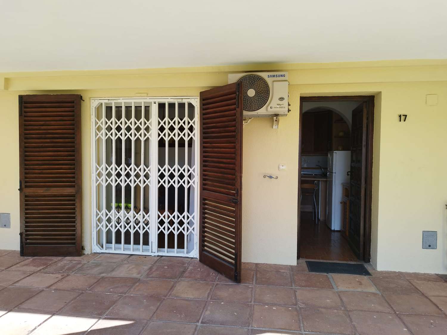 FOR RENT FROM 1.10,26-30.6.27 NICE APARTMENT IN LA CARIHUELA (TORREMOLINOS)