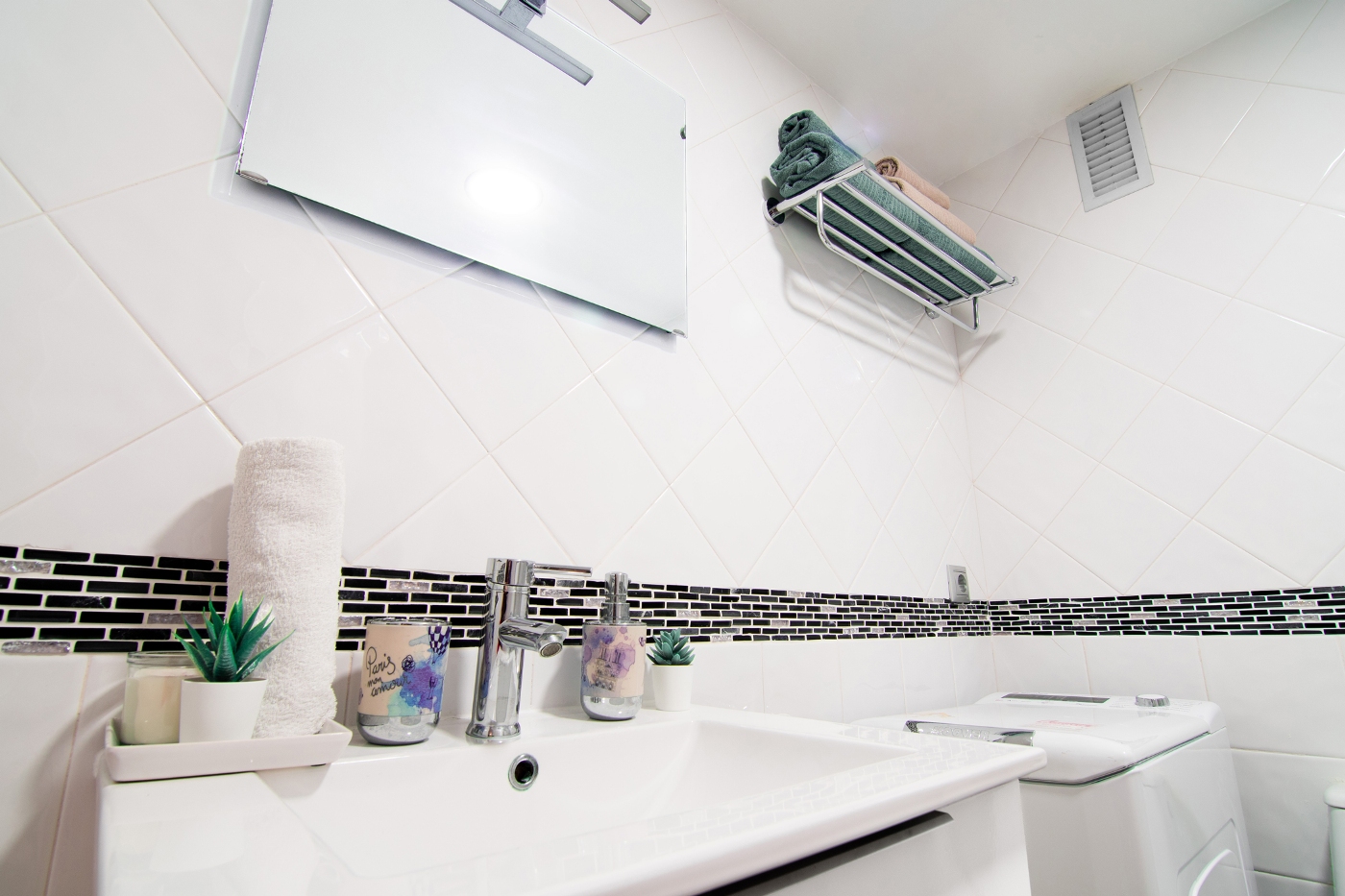 Se vende bonito estudio en Benalbech ( Benalmádena )