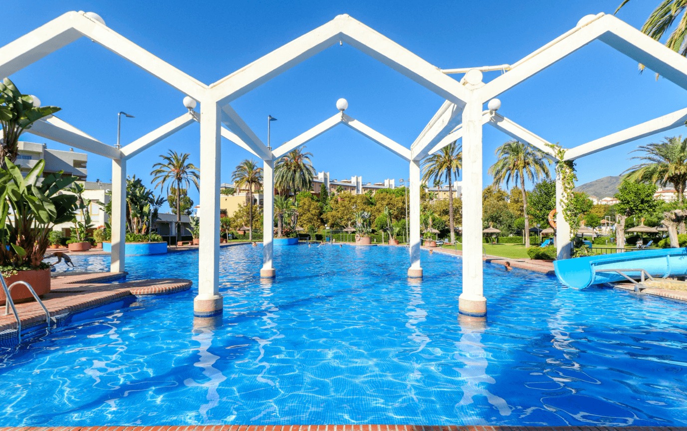 Se vende bonito estudio en Benalbech ( Benalmádena )