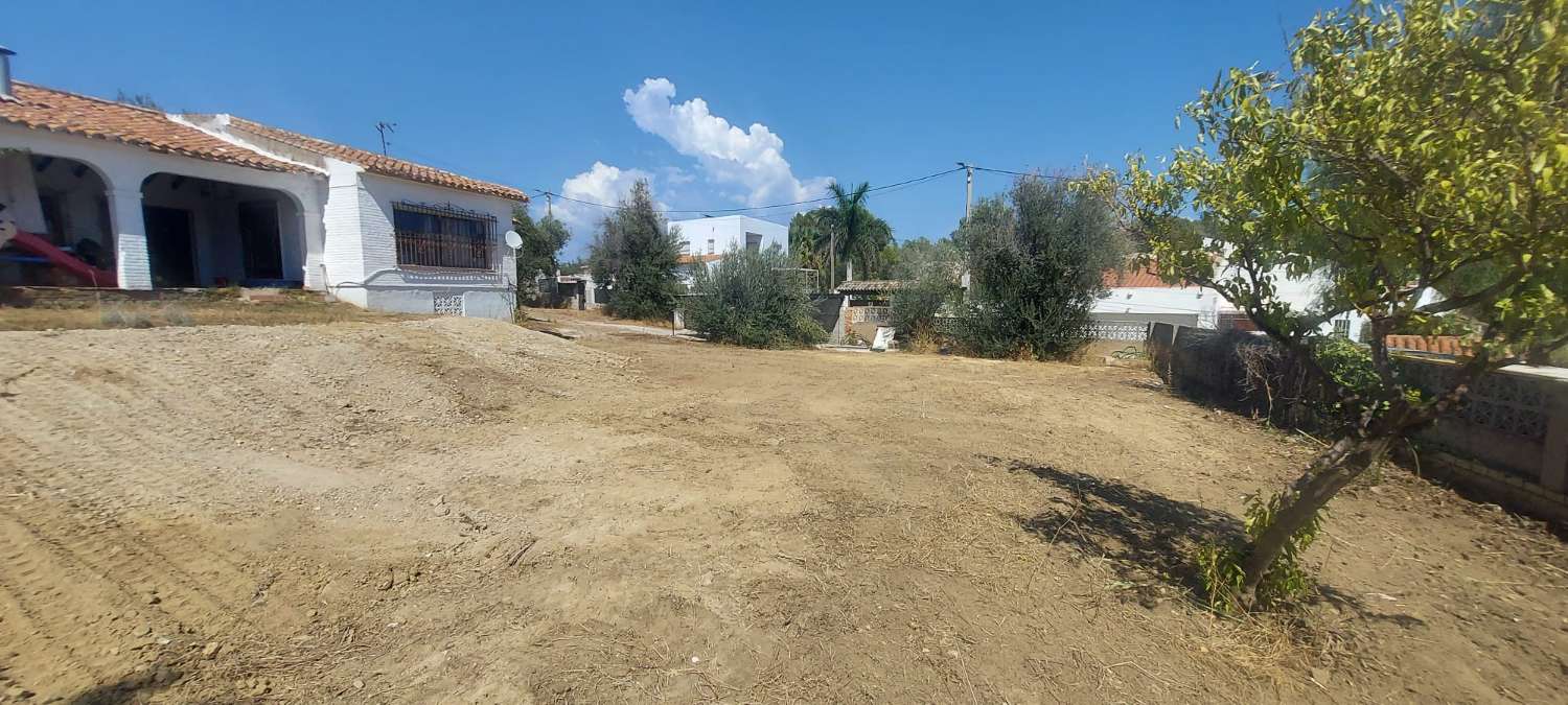 VILLA TILL SALU FÖR RENOVERING AV EL PINAR-OMRÅDET (TORREMOLINOS)
