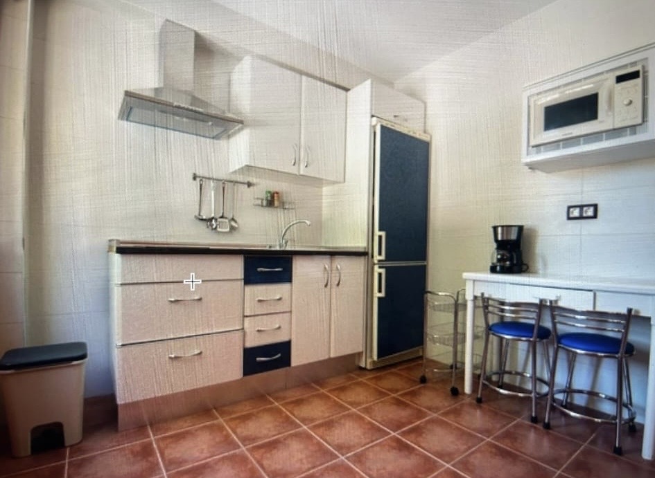 SE ALQUILA DESDE AHORA HASTA 30.6.26 Y desde 01/09/2026 hasta 30/06/2027 BONITO APARTAMENTO EN LOS ALAMOS (TORREMOLINOS