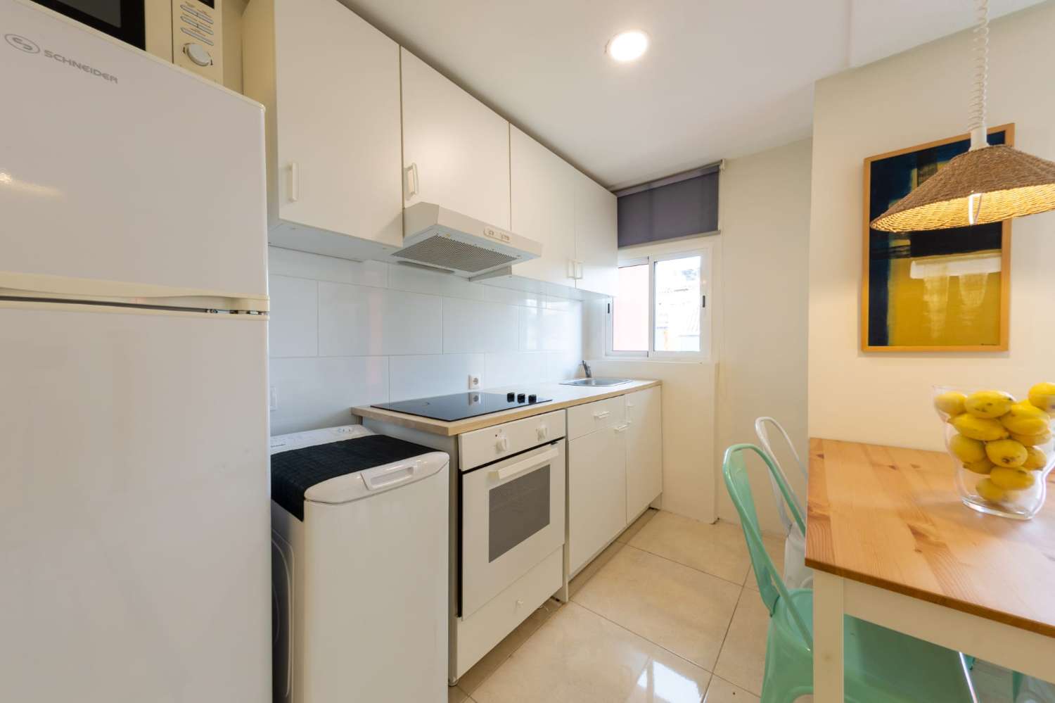 Se alquila desde ahora hasta 31/05/26 Y DESDE 01/09/2026 HASTA 30/06/2027 bonito estudio en Torremolinos