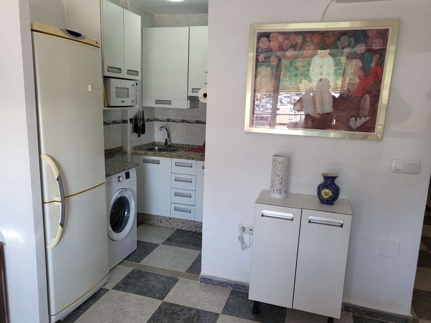 Til leje fra nu til 31/05/26 OG FRA 01/09/2026 TIL 30/06/2027 Flot studie i Torremolinos