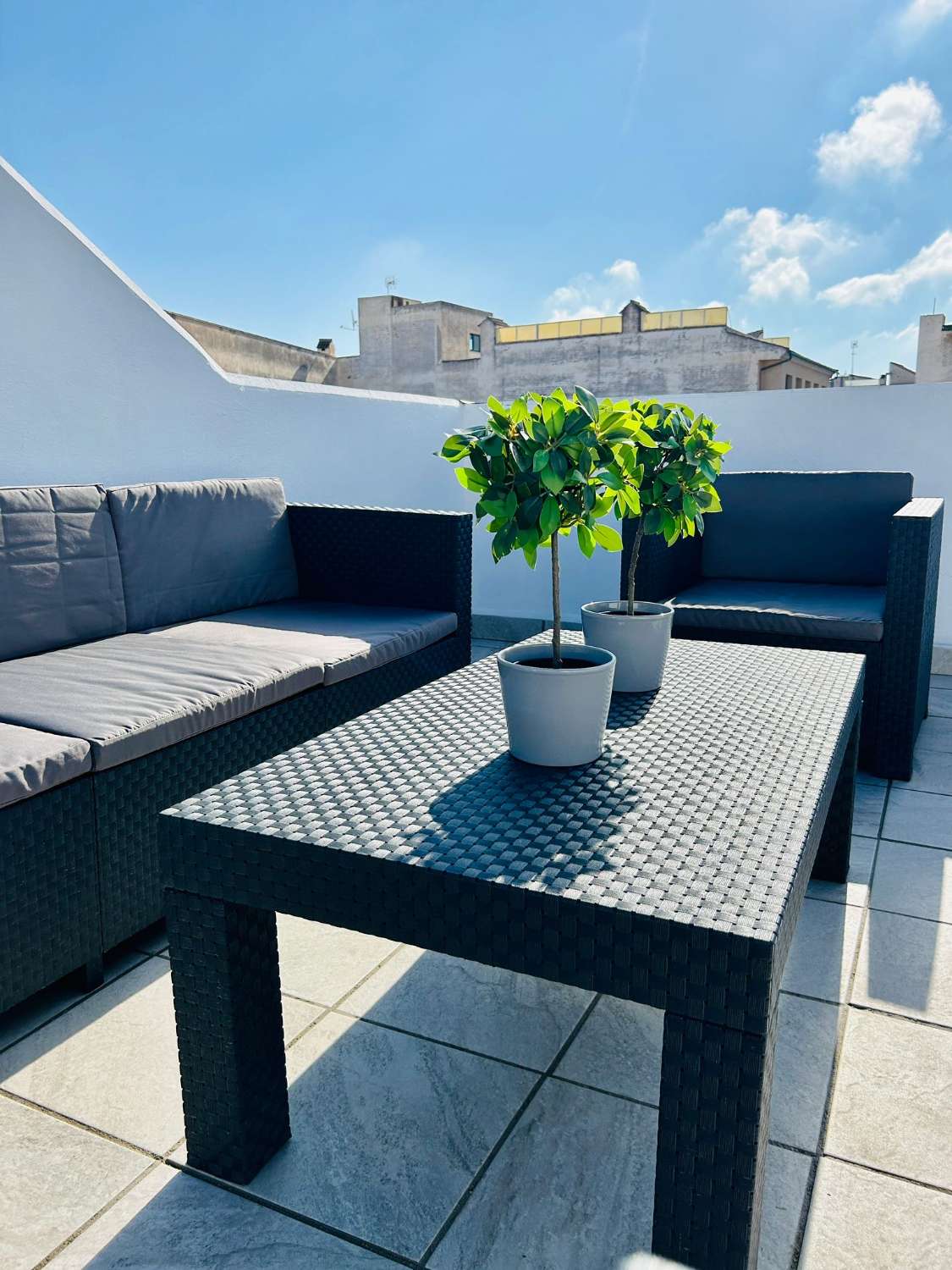 SE ALQUILA APARTAMENTO MEDIA TEMPORADA DESDE 01/9/2026- 30/06/27 BONITO APARTAMENTO EN TORREMOLINOS CENTRO