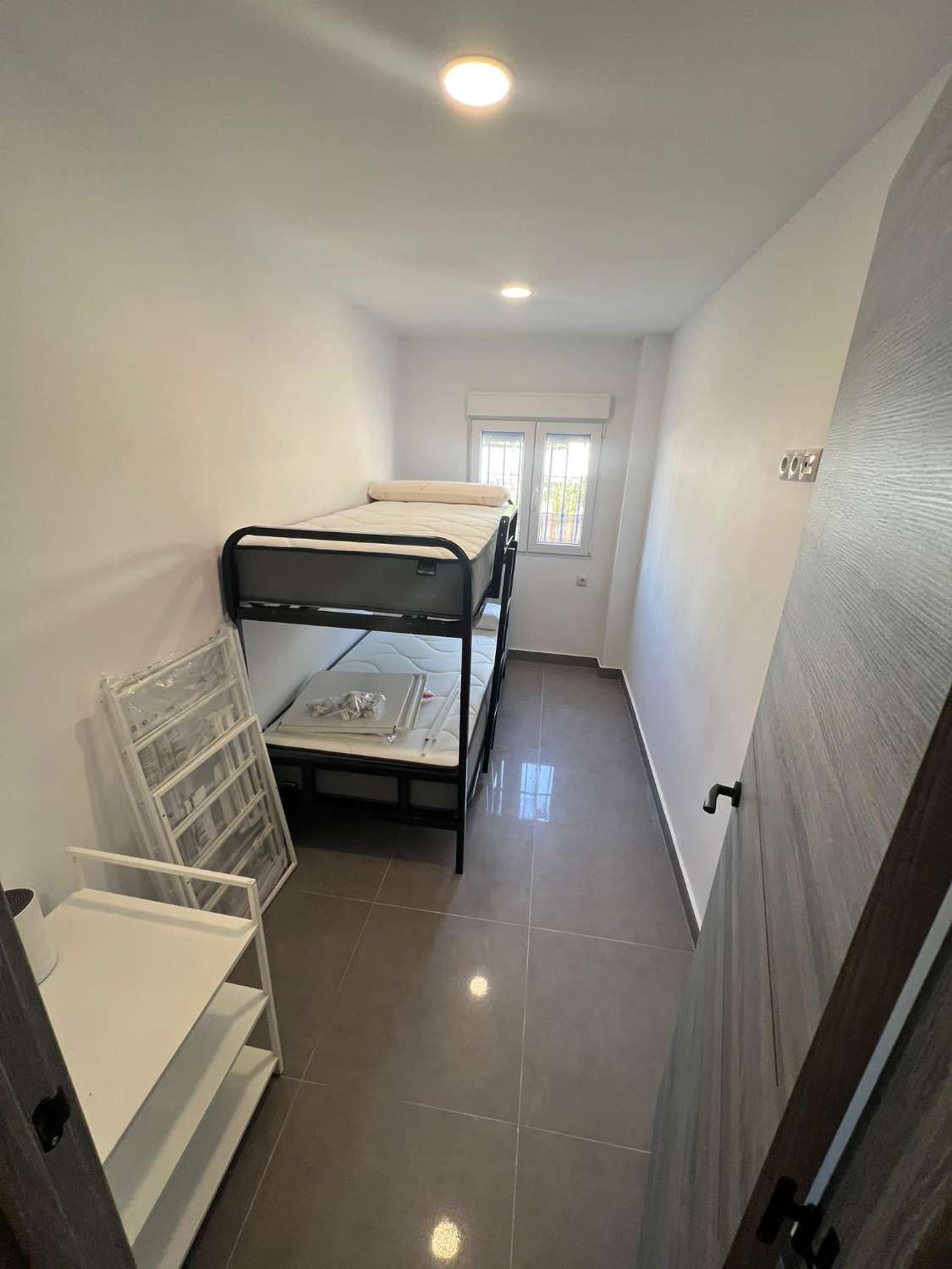 SE ALQUILA APARTAMENTO MEDIA TEMPORADA DESDE 01/9/2026- 30/06/27 BONITO APARTAMENTO EN TORREMOLINOS CENTRO