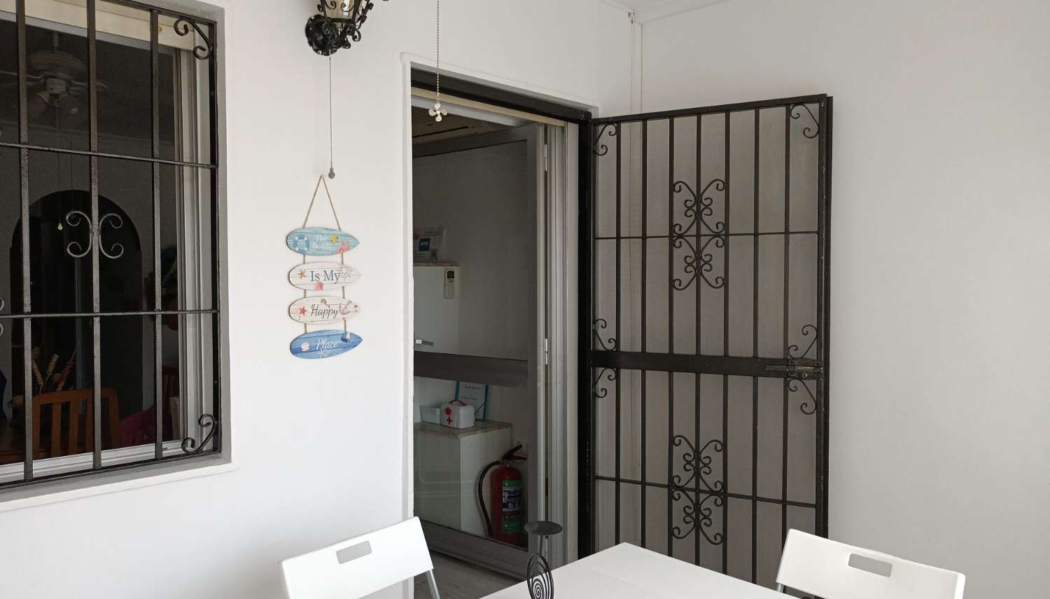 SE ALQUILA ESTUDIO DESDE 01/09/2026 HASTA 30/06/2027 EN ZONA CENTRO (TORREMOLINOS)