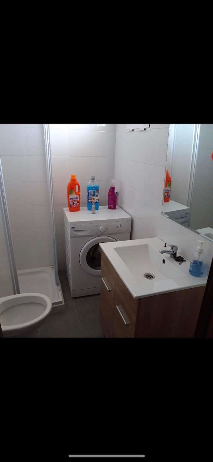 SE ALQUILA ESTUDIO PARA MEDIANA TEMPORADA HASTA 30/06/2026 Y DESDE 01/09/2026- 30/06/2027 EN ZONA EL PINILLO (TORREMOLINOS).