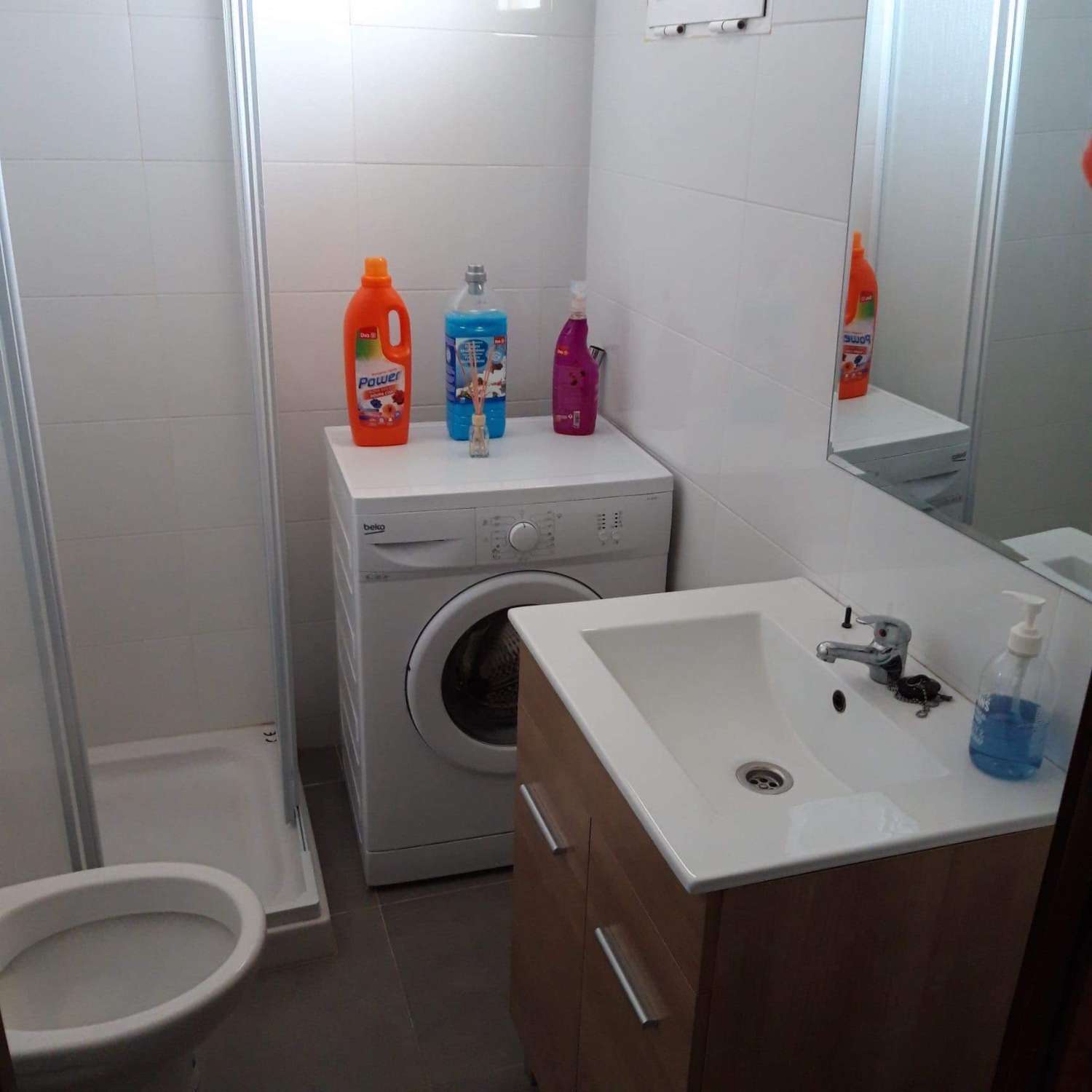 SE ALQUILA ESTUDIO PARA MEDIANA TEMPORADA HASTA 30/06/2026 Y DESDE 01/09/2026- 30/06/2027 EN ZONA EL PINILLO (TORREMOLINOS).