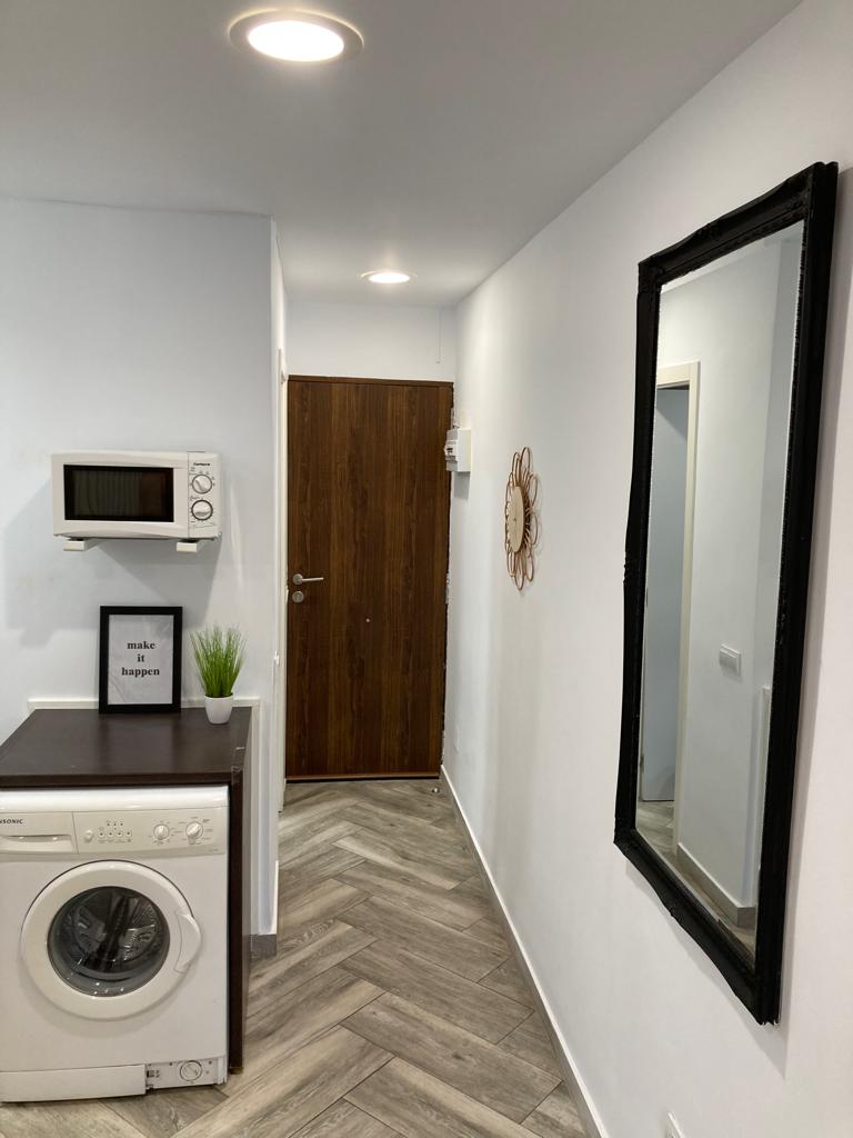 SE ALQUILA ESTUDIO HASTA 31.5.26 EN ZONA EL PINILLO (TORREMOLINOS)