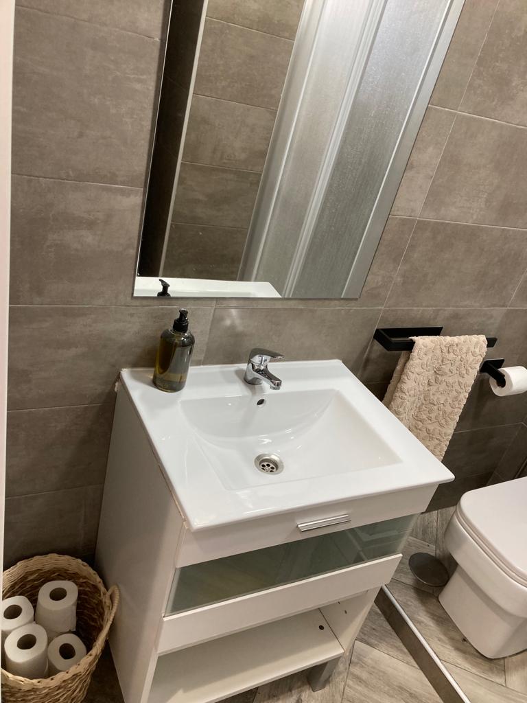 SE ALQUILA ESTUDIO HASTA 31.5.26 EN ZONA EL PINILLO (TORREMOLINOS)