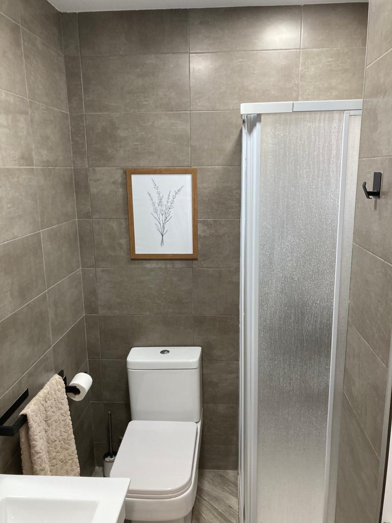 SE ALQUILA ESTUDIO HASTA 31.5.26 EN ZONA EL PINILLO (TORREMOLINOS)