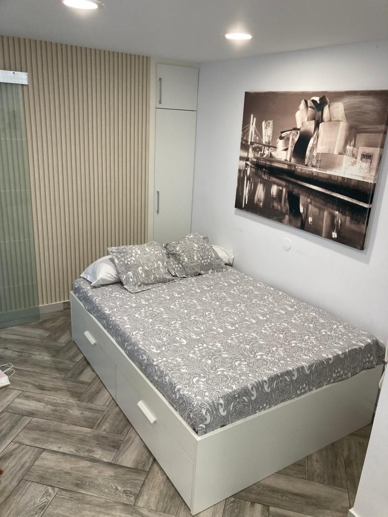 SE ALQUILA ESTUDIO HASTA 31.5.26 EN ZONA EL PINILLO (TORREMOLINOS)