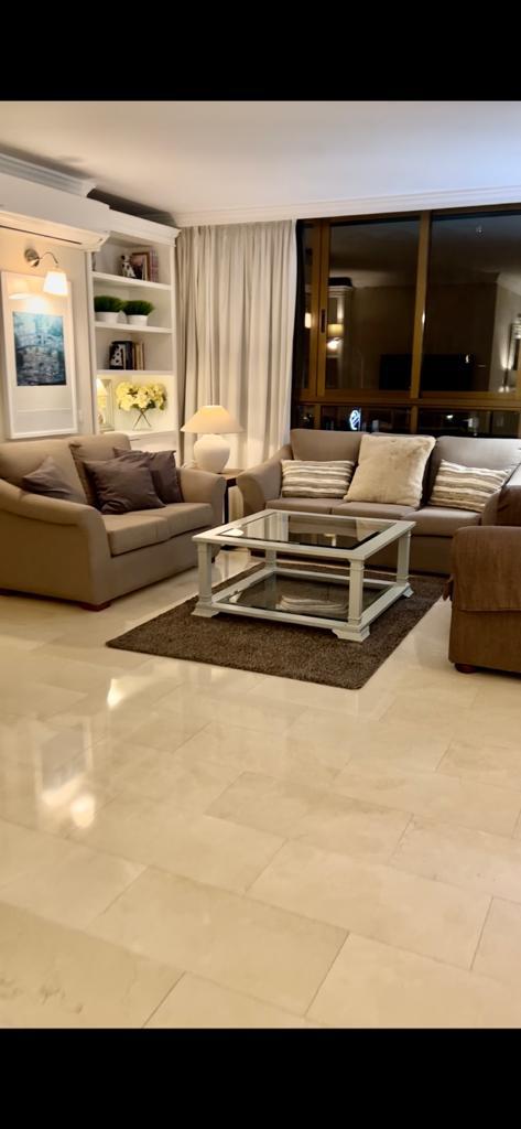 Se alquila desde 1/09/2026 - 30.6.27 precioso apartamento en Playamar (Torremolinos) .-