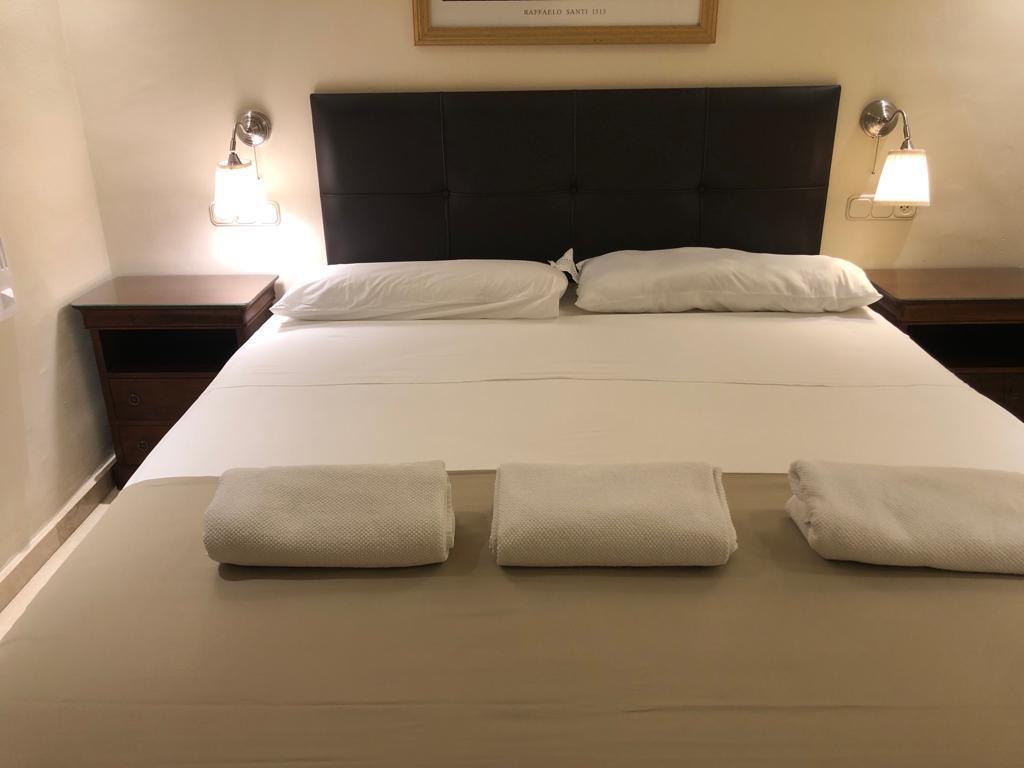 Se alquila desde 1/09/2026 - 30.6.27 precioso apartamento en Playamar (Torremolinos) .-