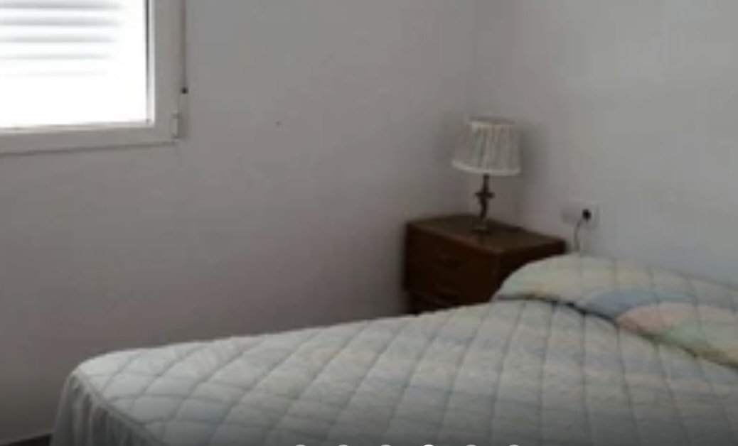 Se alquila desde ahora hasta 30.6.26 y desde 01/09/2026- 30/06/2027 bonito piso cerca de la playa, con vistas al mar en Torremolinos.