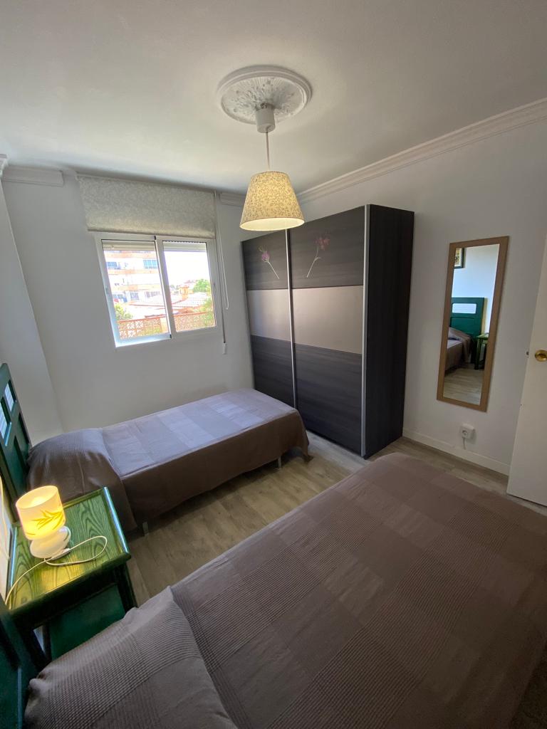 Se alquila MEDIA TEMPORADA del 01/9/26 al 30/6/27 apartamento en el Pinillo (Torremolinos)