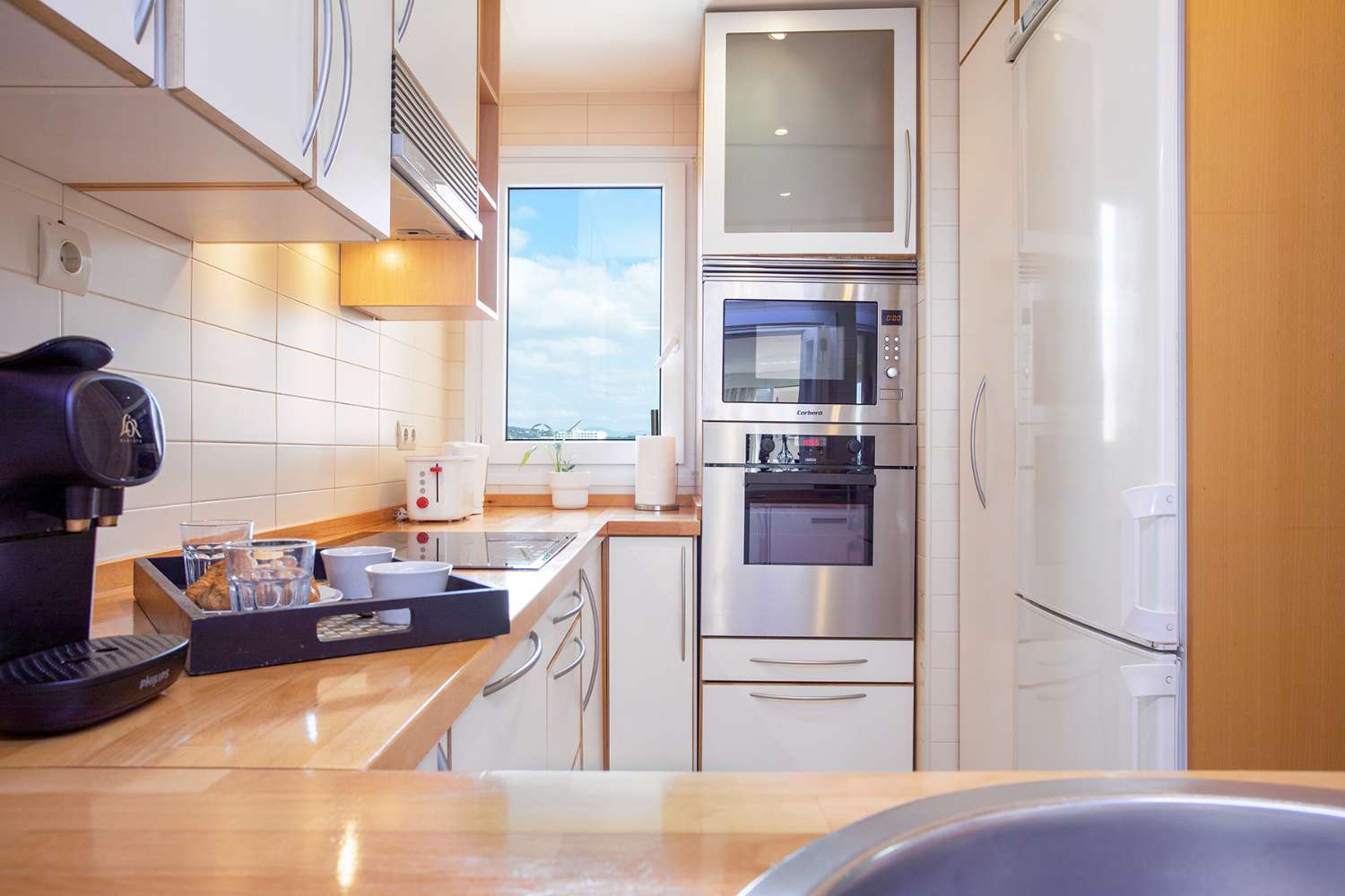 SE ALQUILA 01/09/2026 - 31/05/2027 MAGNIFICO APARTAMENTO 2 DORMITORIOS CON VISTA AL MAR EN PLAYAMAR