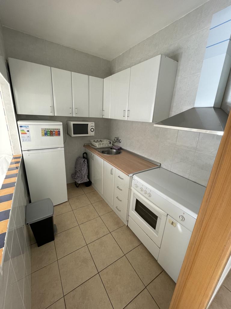 Precioso  apartamento en alquiler desde ahora - 30/06/2026  y desde 1.9.26-30.6.27 en Playamar (Torremolinos) .