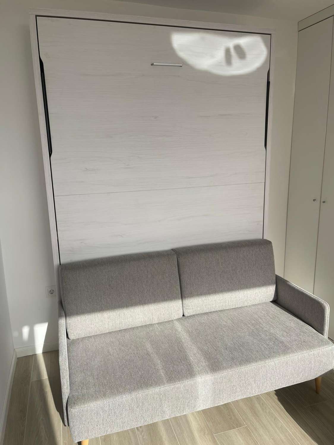 IT IS RENTED UNTIL 30/06/26 AND FROM 01/09/2026 TO 30/06/2027. SPACIOUS RENOVATED STUDIO IN THE CENTRE OF TORREMOLINOS