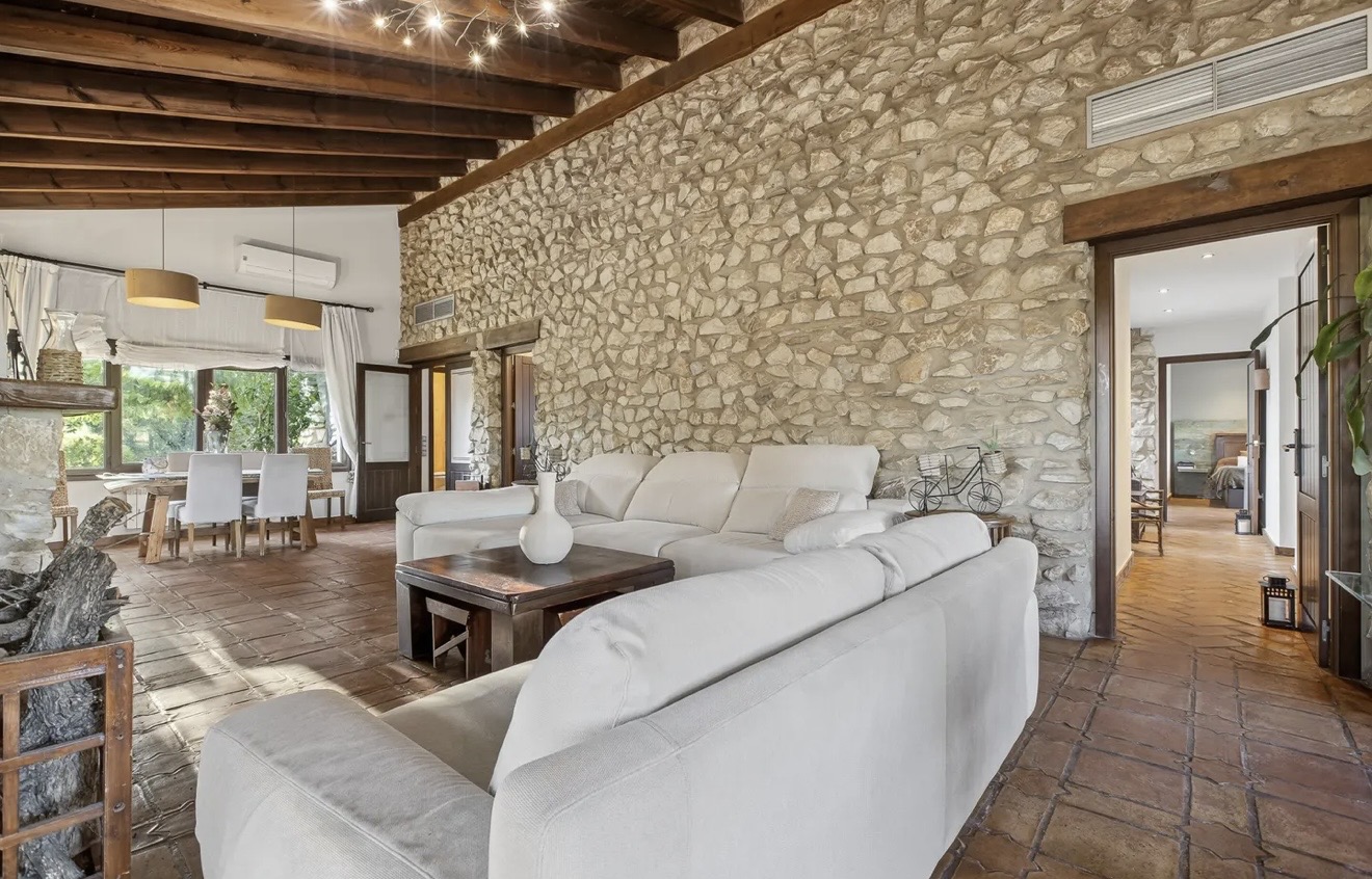 Country Property for rent in Sevilla