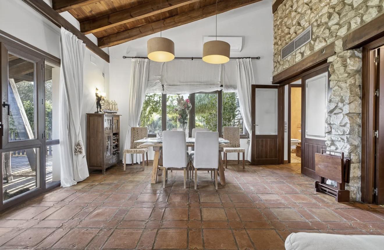 Country Property for rent in Sevilla