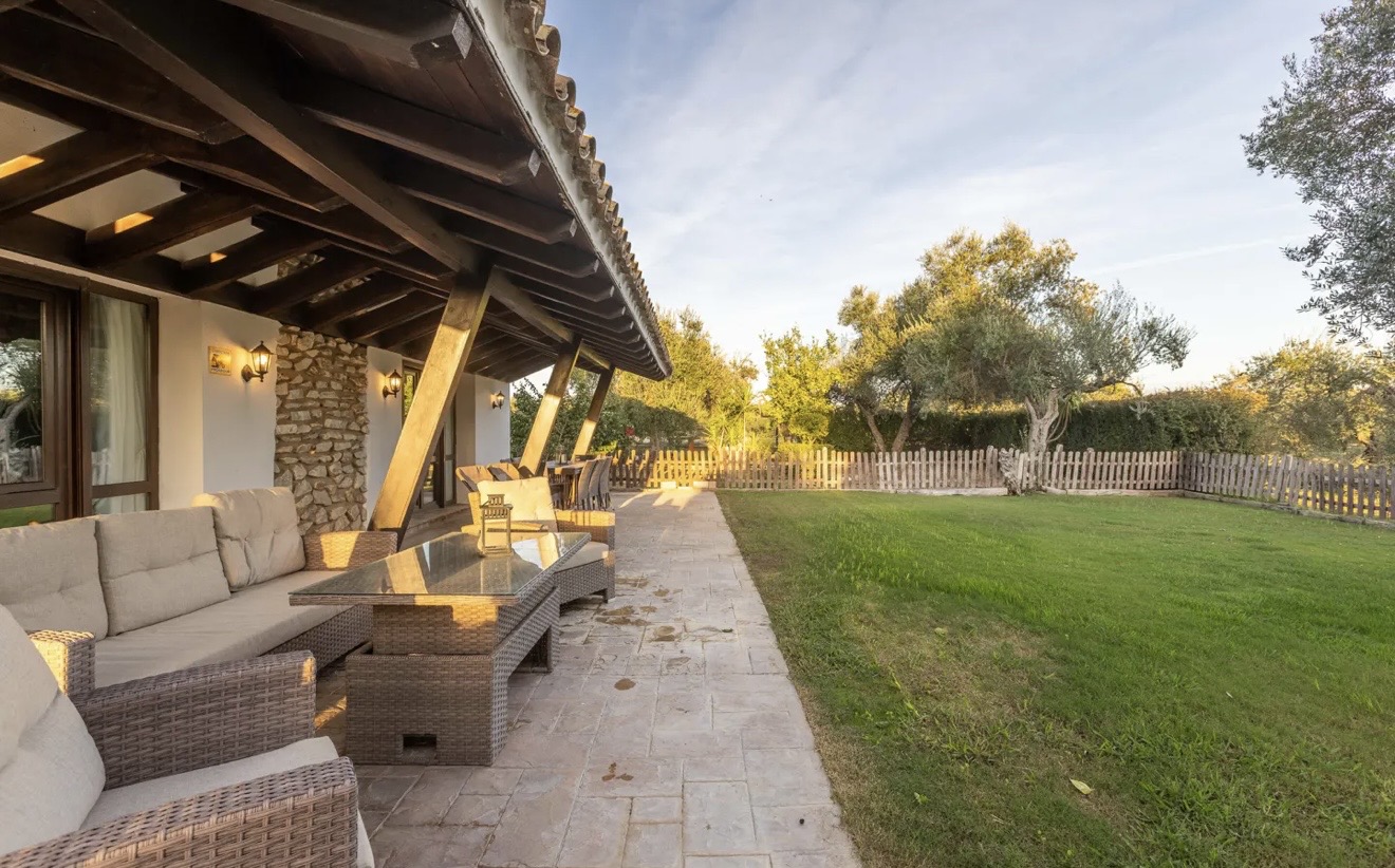 Country Property for rent in Sevilla