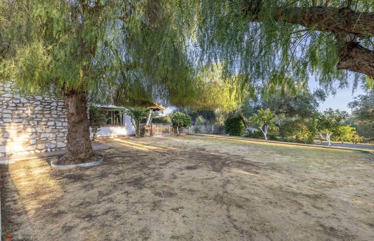 Country Property for rent in Sevilla
