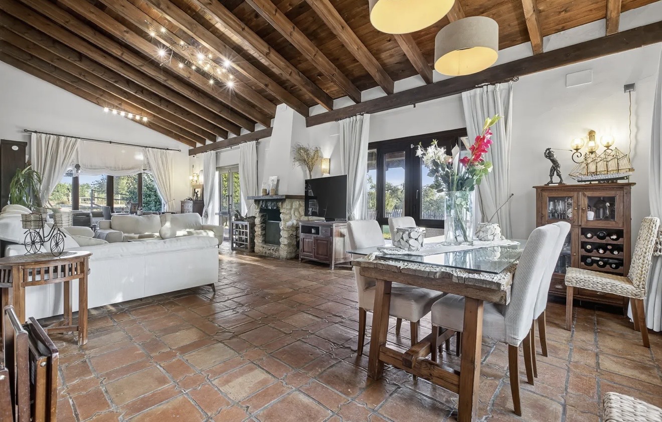 Country Property for rent in Sevilla