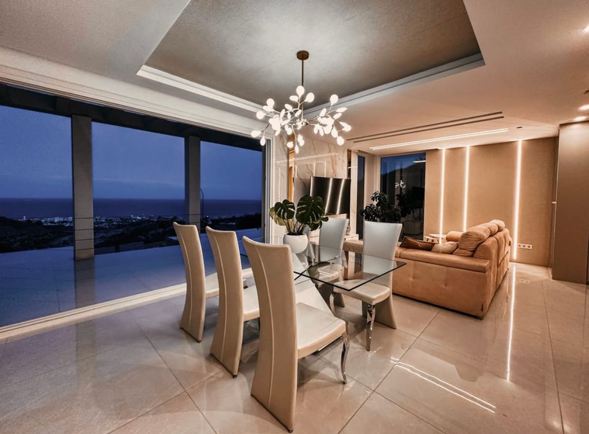 Villa for sale in Arroyo de la Miel (Benalmádena)