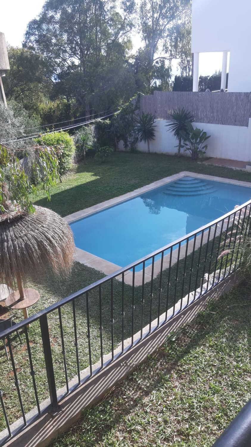 Villa for sale in El Higuerón - Capellanía (Benalmádena)