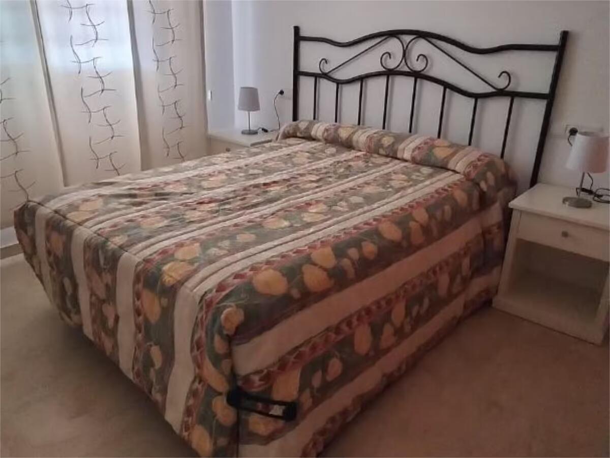 SE ALQUILA POR LARGA TEMPORADA DESDE YA BONITO APARTAMENTO EN ZONA EL ARENAL (BENALMADENA)