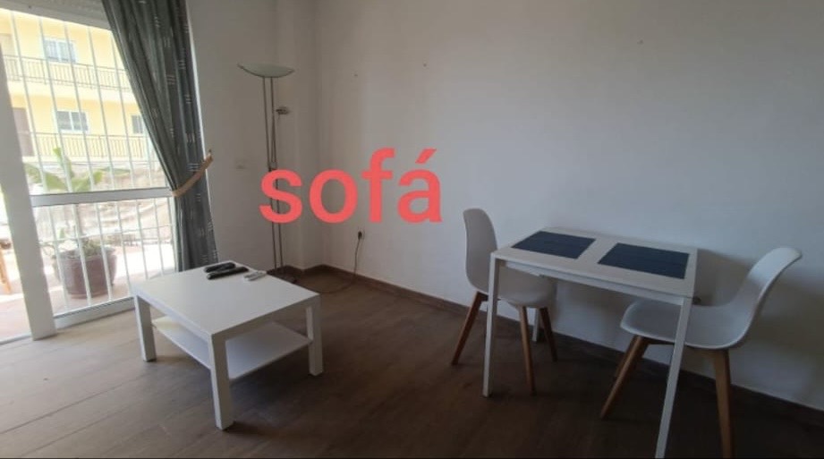 MEDIA TEMPORADA .SE ALQUILA DESDE 1.9.26-30.6.27 BONITO APARTAMENTO CON VISTAS AL MAR A 60 METROS DE LA PLAYA EN BENALMADENA