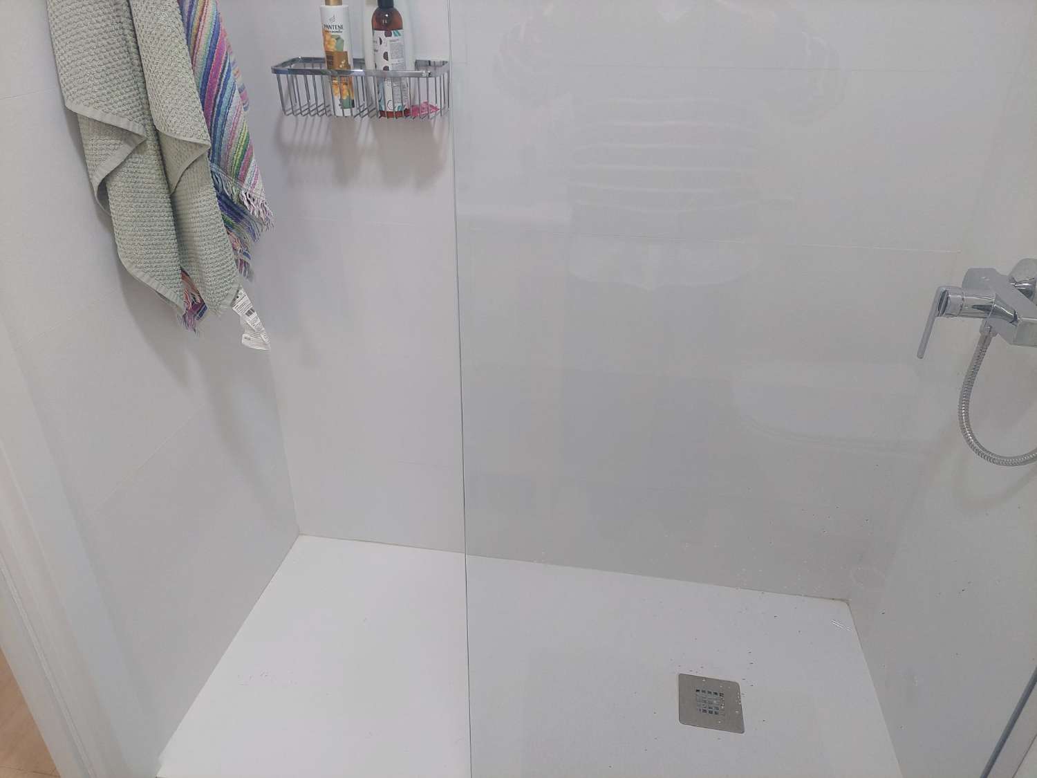 SE ALQUILA DESDE AHORA HASTA 30.11.26 y desde 2.12.26-30.6.27 .BONITO APARTAMENTO CON VISTAS A MAR EN ARROYO DE LA MIEL (BENALMADENA)