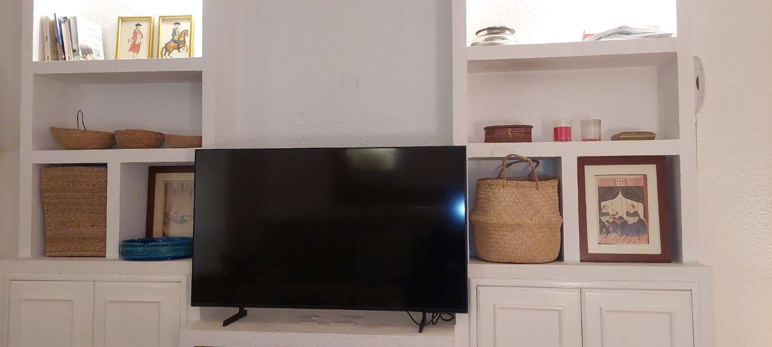 SE ALQUILA DESDE AHORA HASTA 30.11.26 y desde 2.12.26-30.6.27 .BONITO APARTAMENTO CON VISTAS A MAR EN ARROYO DE LA MIEL (BENALMADENA)