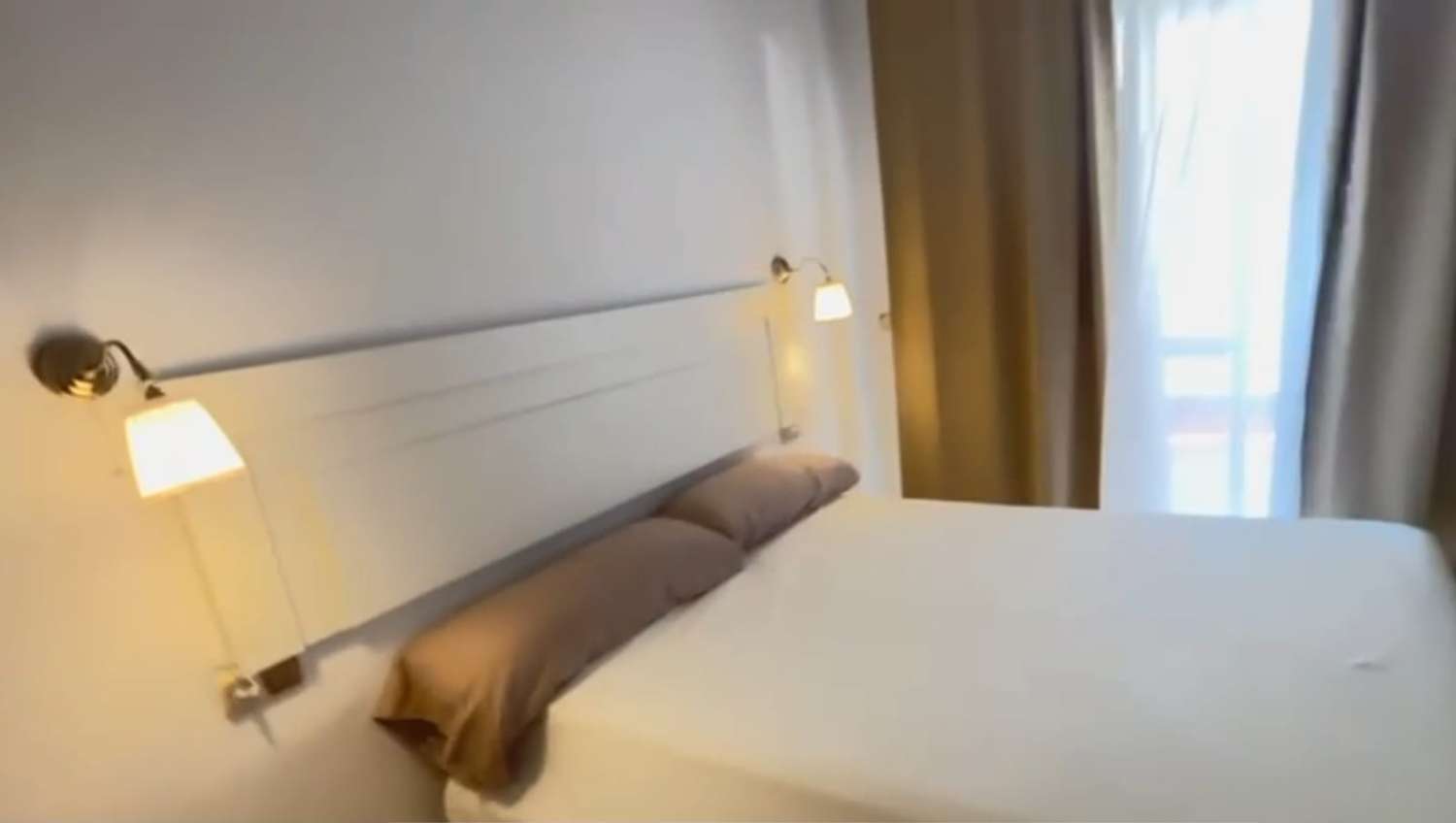 MEDIA TEMPORADA . SE ALQUILA DESDE 1.9.26-30.6.27 MAGNIFICO APARTAMENTO CON VISTAS AL MAR EN LOS BOLICHES (FUENGIROLA )