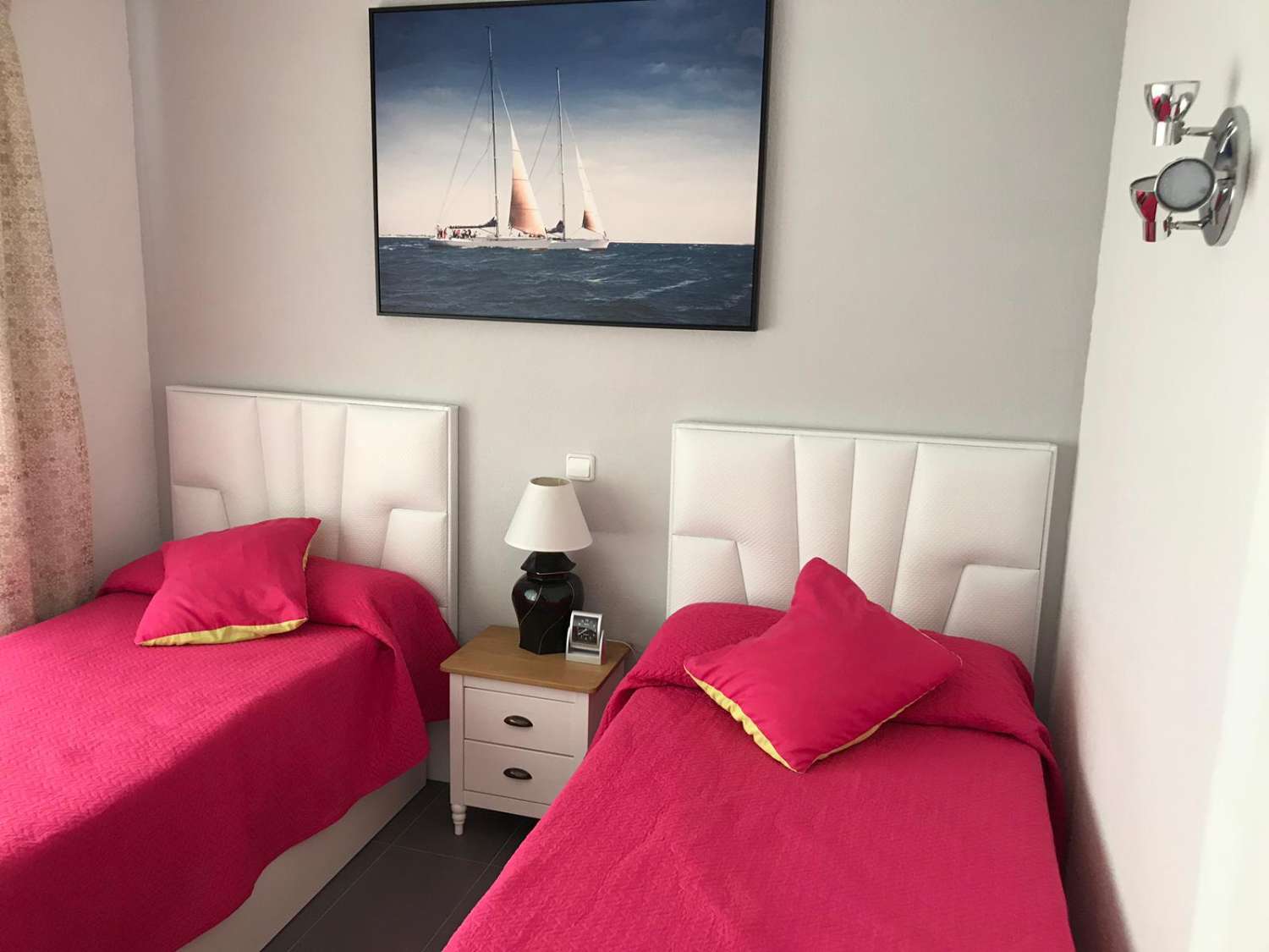 MEDIA TEMPORADA. SE ALQUILA DESDE 1.9.26-30.6.27 PRECIOSO APARTAMENTO CON VISTAS AL MAR EN BENALMADENA EN 2ª LINEA DE PLAYA